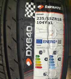 emergency roadside tyre fitting